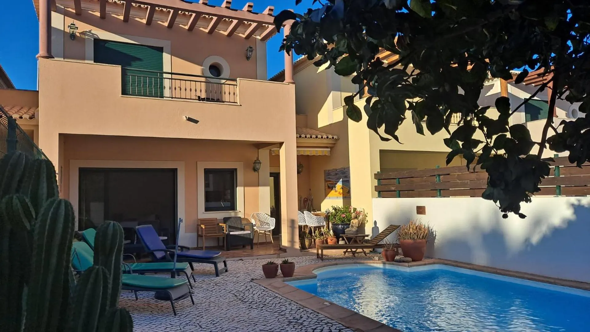Southside Villa Burgau 0*,  Portugal